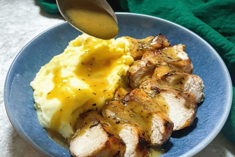 Roasted Garlic Gravy 18.Png