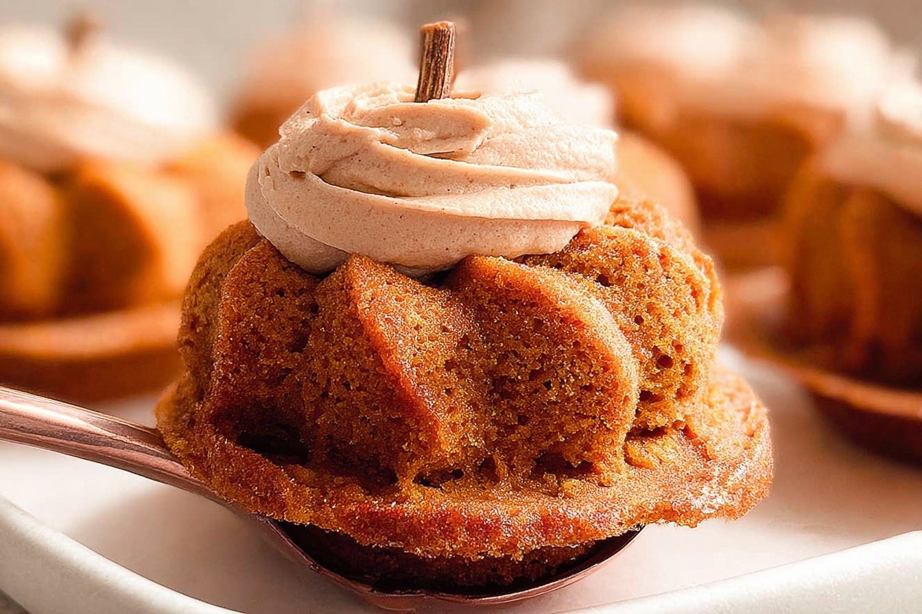 Mini Pumpkin Bundt Cakes