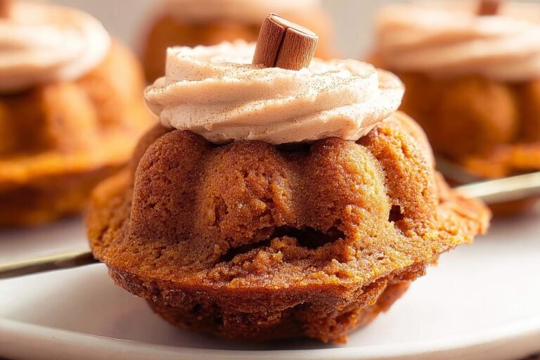 Mini Pumpkin Bundt Cakes 47.Png