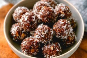 Easy Date Protein Balls 5.png